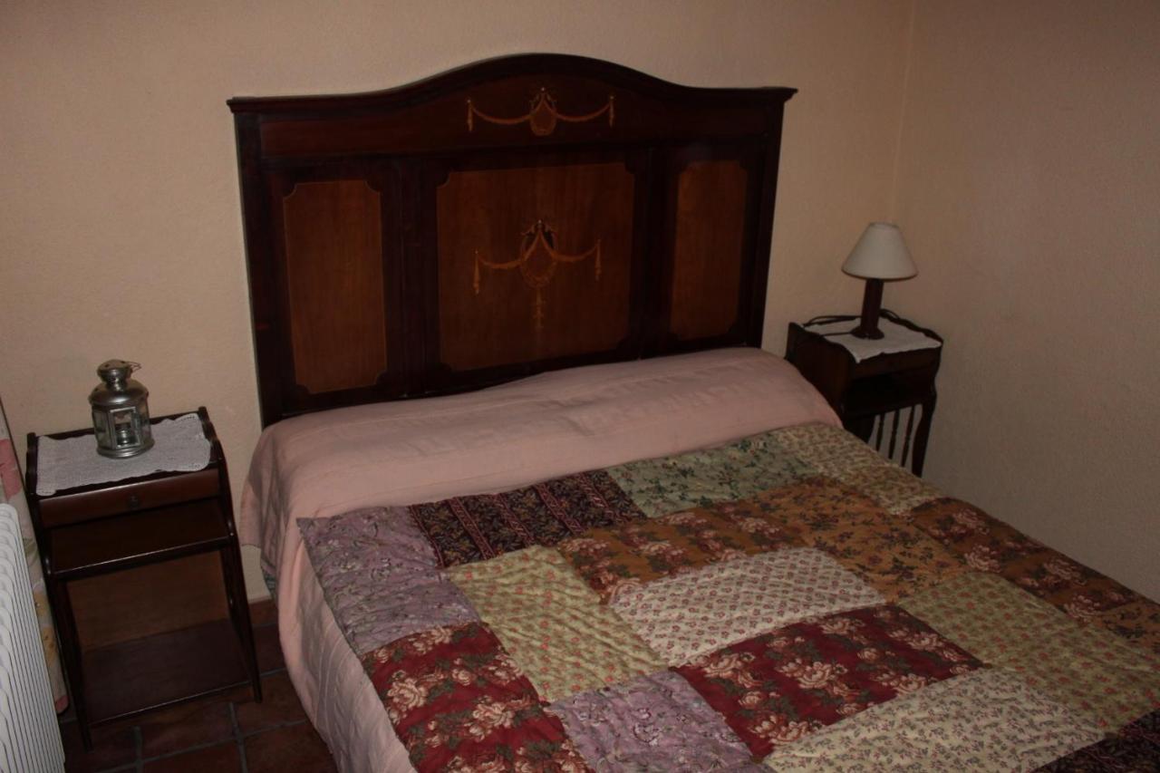 Bed And Breakfast Casanova De Sant Miquel Aiguafreda Ruang foto
