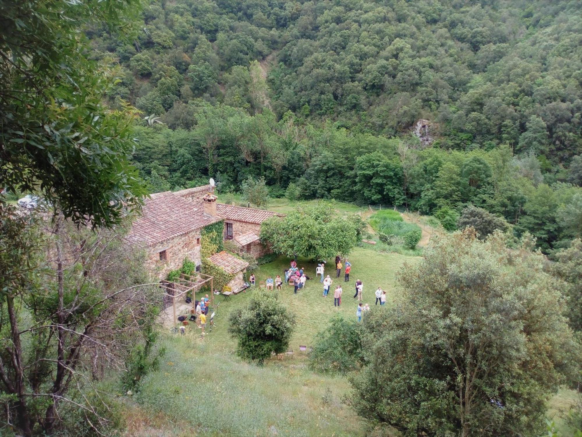 Bed And Breakfast Casanova De Sant Miquel Aiguafreda Bagian luar foto
